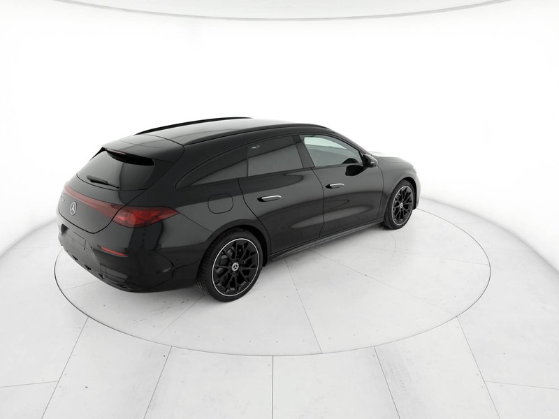 Mercedes CLA Shooting Brake 250+  with EQ technology