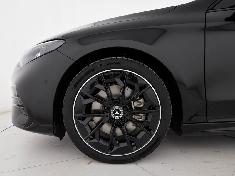 Mercedes CLA Shooting Brake 250+  with EQ technology