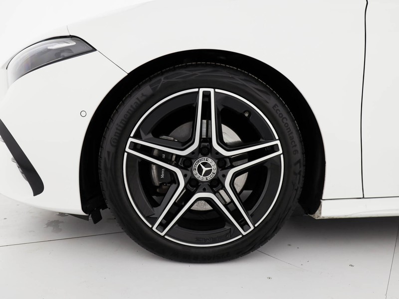 Mercedes Classe A 180 d amg line advanced plus auto diesel bianco