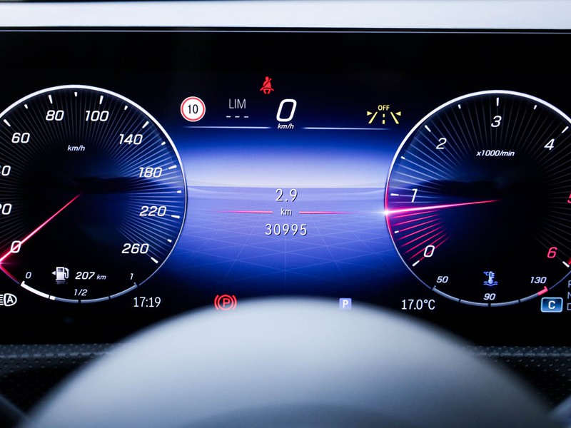 Mercedes Classe A 180 d amg line advanced plus auto diesel bianco