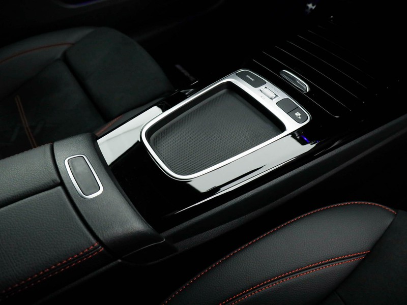 Mercedes Classe A 180 d amg line advanced plus auto diesel bianco