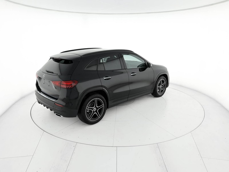 Mercedes GLA 200 d Automatic diesel nero