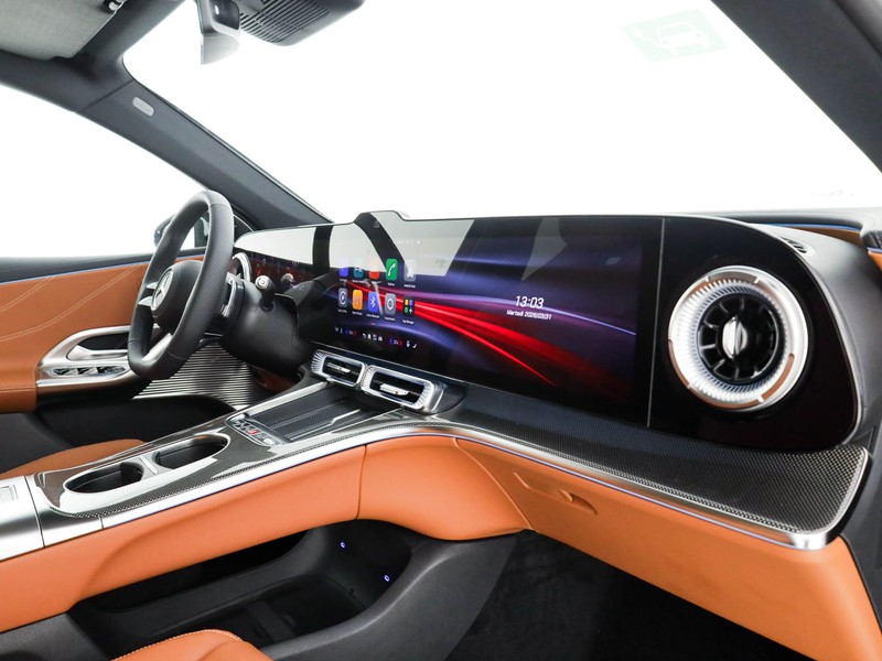 Mercedes GLC 400 4MATIC con tecnologia EQ