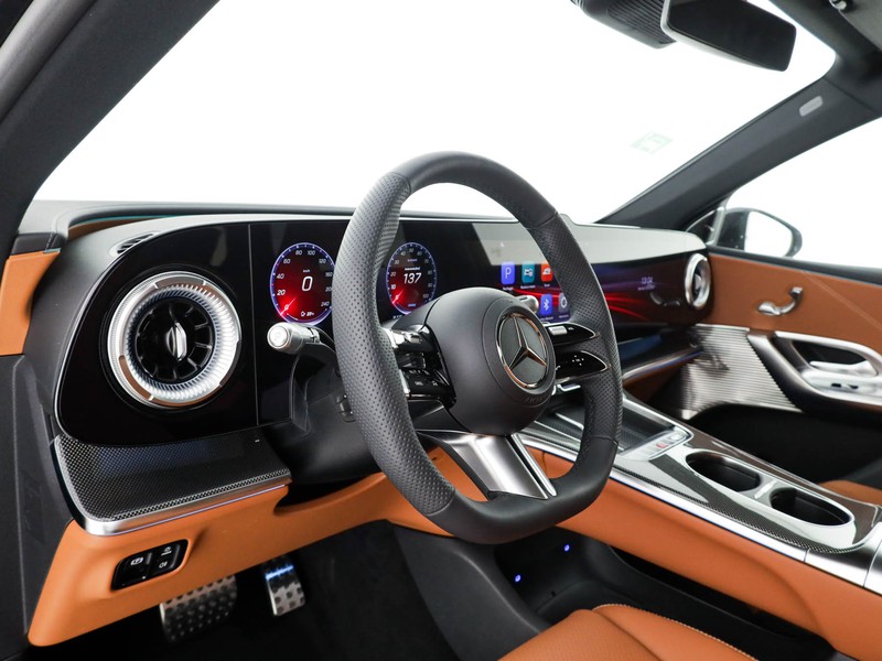 Mercedes GLC 400 4MATIC con tecnologia EQ