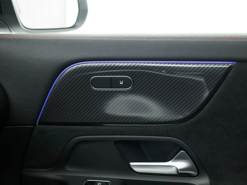 Mercedes GLA 200 d amg line advanced plus auto diesel bianco