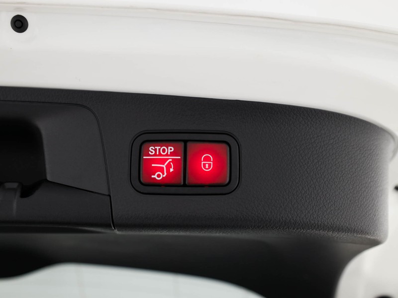 Mercedes GLA 200 d amg line advanced plus auto diesel bianco