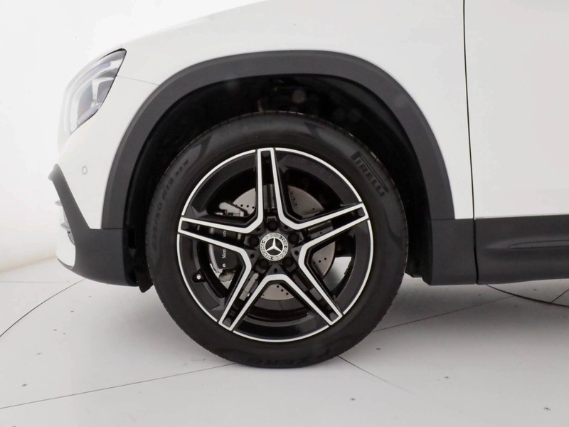 Mercedes GLB 200 d premium auto diesel bianco