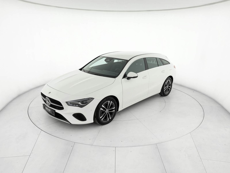 Mercedes CLA Shooting Brake  180 d advanced auto diesel bianco