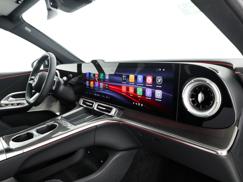 Mercedes GLC 400 4MATIC con tecnologia EQ  nero