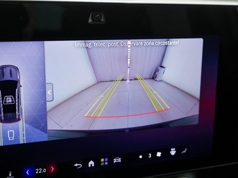 Mercedes GLB 350 4MATIC con tecnologia EQ