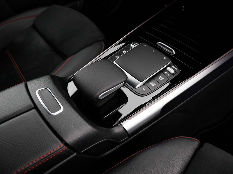 Mercedes GLB 200 d premium auto diesel grigio