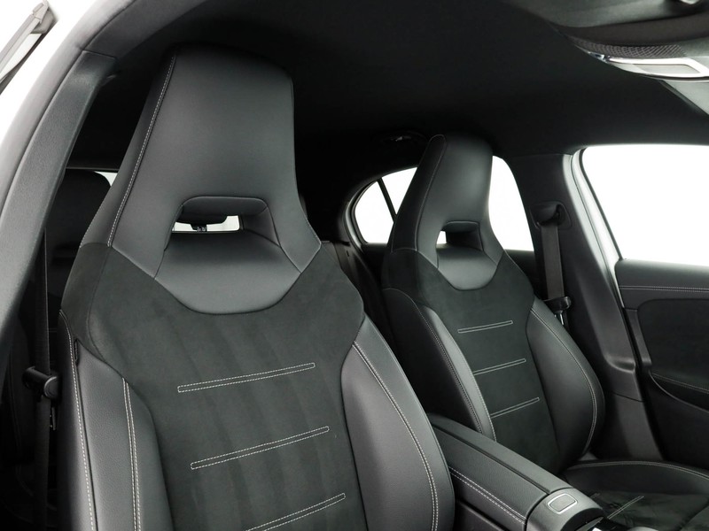 Mercedes Classe A 180 d premium auto diesel bianco