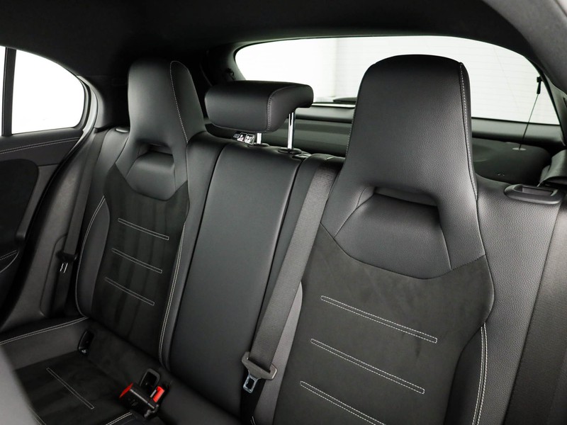 Mercedes Classe A 180 d premium auto diesel bianco