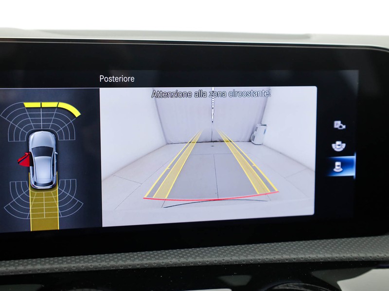 Mercedes Classe A 180 d premium auto diesel bianco