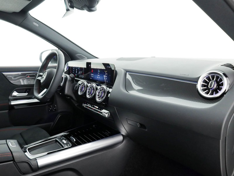 Mercedes GLA 250 e Plug-in hybrid  bianco