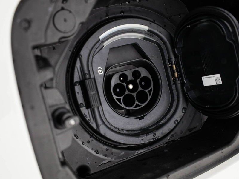 Mercedes GLA 250 e Plug-in hybrid  bianco