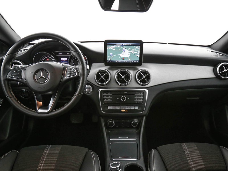 Mercedes CLA Shooting Brake  200 d sport auto fl diesel bianco