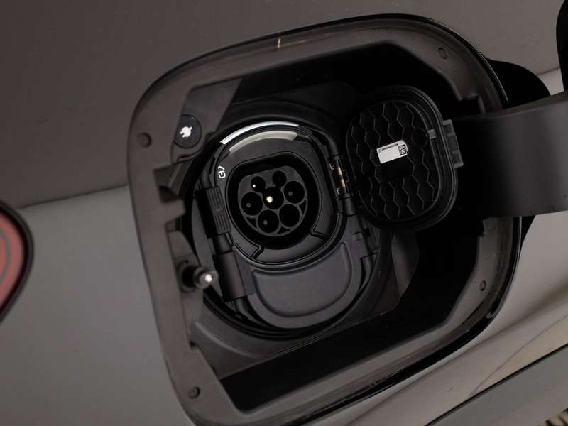 Mercedes GLA 250 e phev (eq-power) premium auto ibrido nero