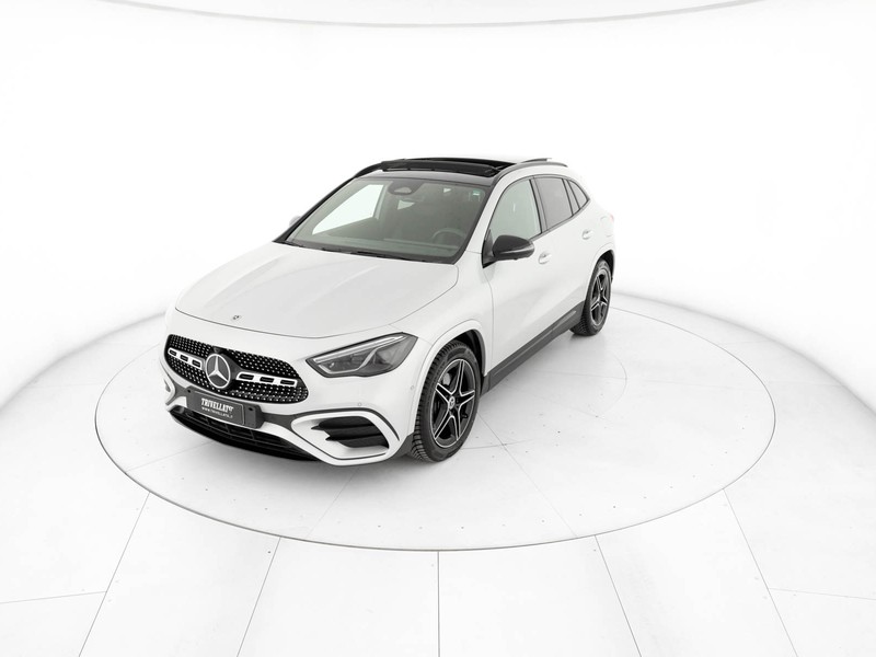 Mercedes GLA 200 d amg line premium plus 4matic auto diesel argento