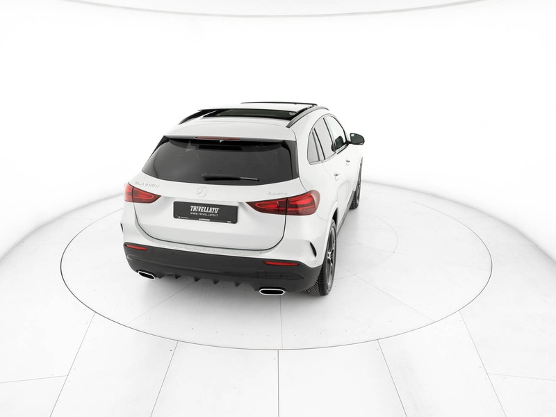Mercedes GLA 200 d amg line premium plus 4matic auto diesel argento