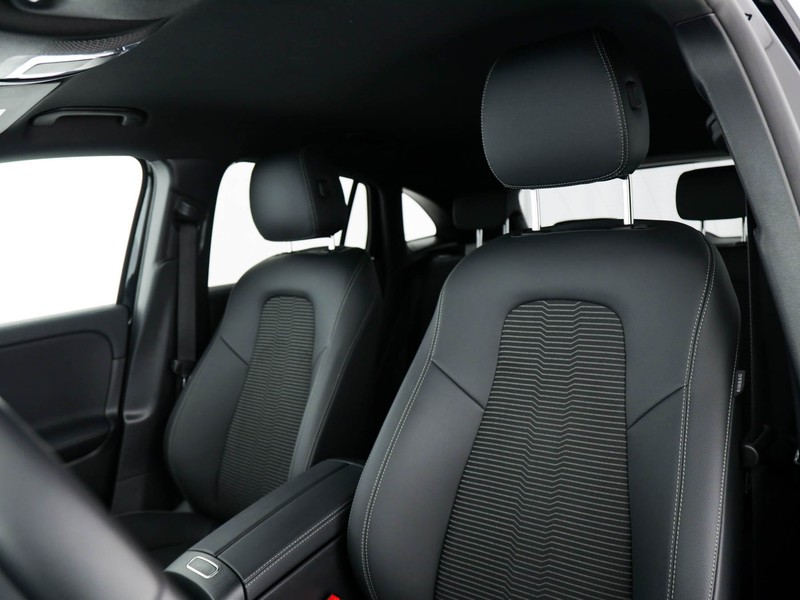 Mercedes GLA 180 d sport auto diesel nero