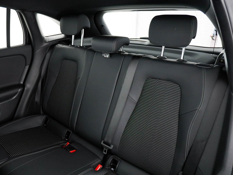 Mercedes GLA 180 d sport auto diesel nero