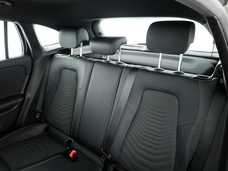 Mercedes GLA 200 d business auto diesel nero