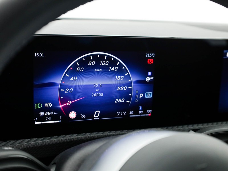 Mercedes CLA Shooting Brake  180 d advanced auto diesel bianco