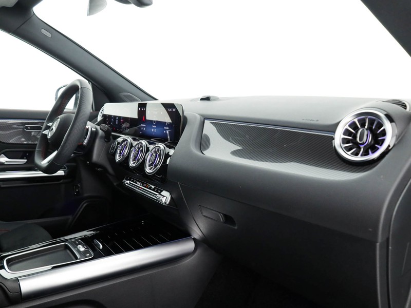 Mercedes GLA 200 d amg line extra auto diesel argento