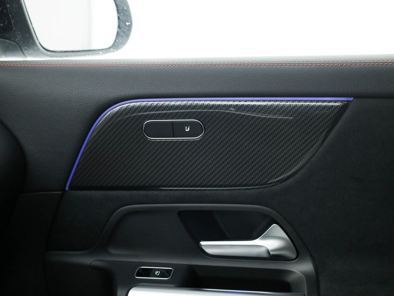 Mercedes GLA 200 d automatic diesel argento