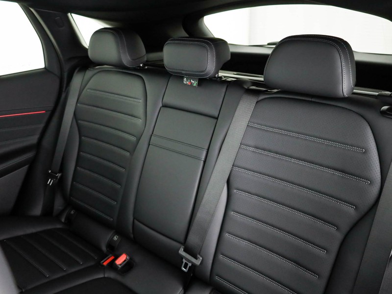 Mercedes GLC 400 4MATIC con tecnologia EQ  grigio