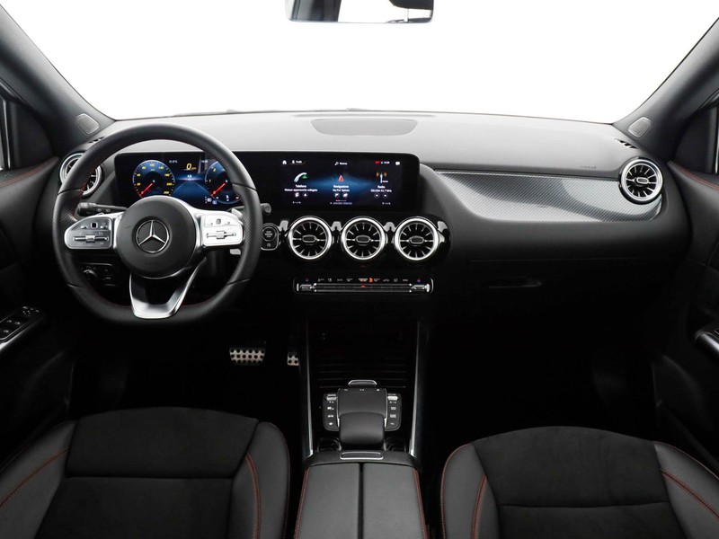 Mercedes GLA 200 d premium auto diesel argento