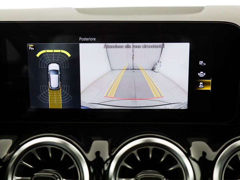 Mercedes GLA 200 d premium auto diesel argento