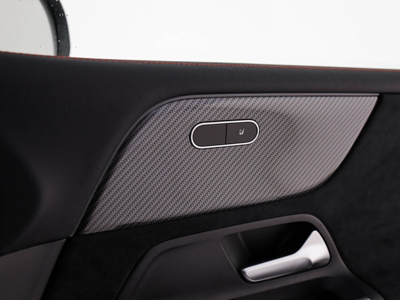 Mercedes GLB 180 d amg line advanced plus auto diesel nero