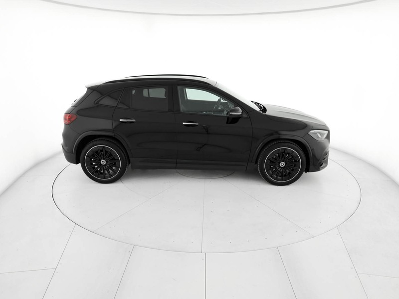 Mercedes GLA 180 d amg line advanced plus auto diesel nero