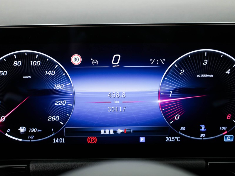 Mercedes GLA 180 d amg line advanced plus auto diesel nero