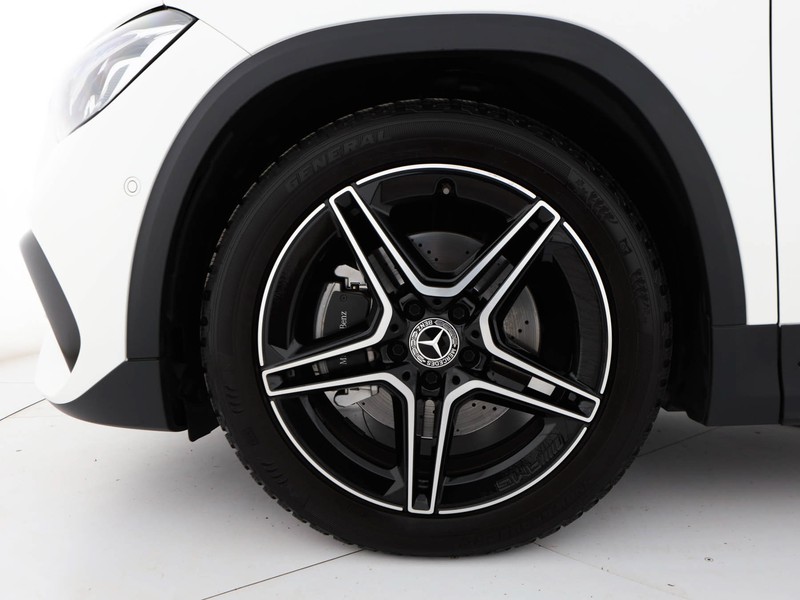 Mercedes GLA 200 d premium 4matic auto diesel bianco