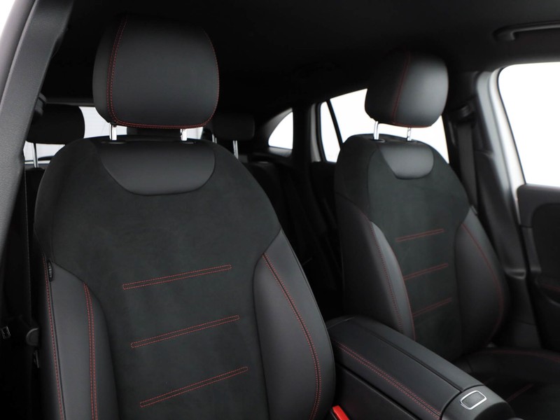 Mercedes GLA 200 d premium 4matic auto diesel bianco