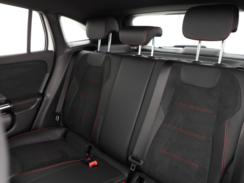 Mercedes GLA 200 d premium 4matic auto diesel bianco