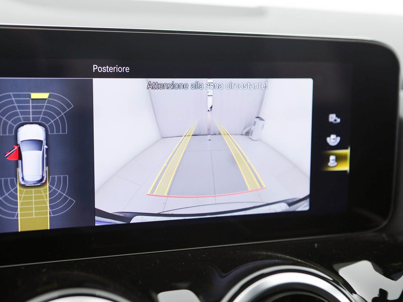 Mercedes GLA 180 d premium auto diesel nero