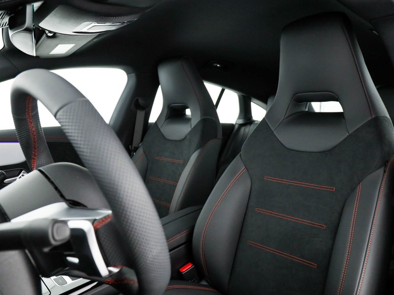 Mercedes CLA Shooting Brake  200 d amg line advanced plus auto diesel nero