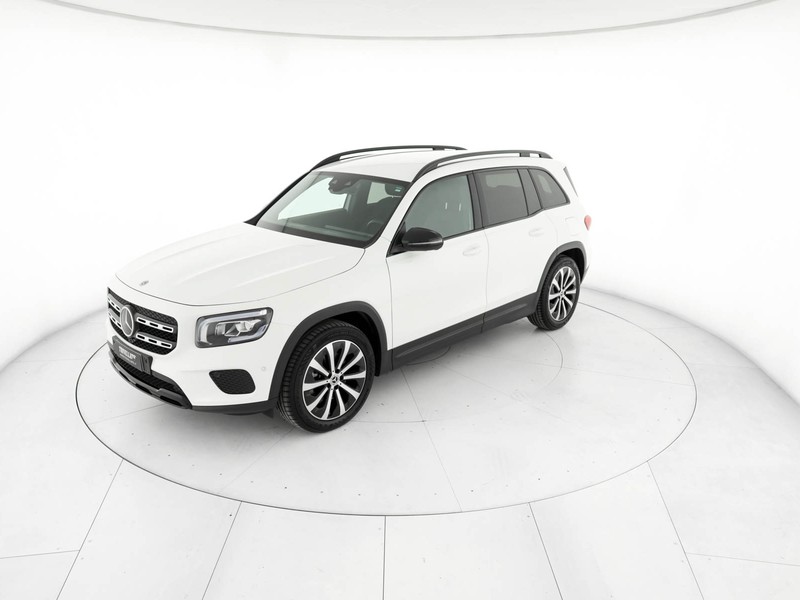 Mercedes GLB - foto 2