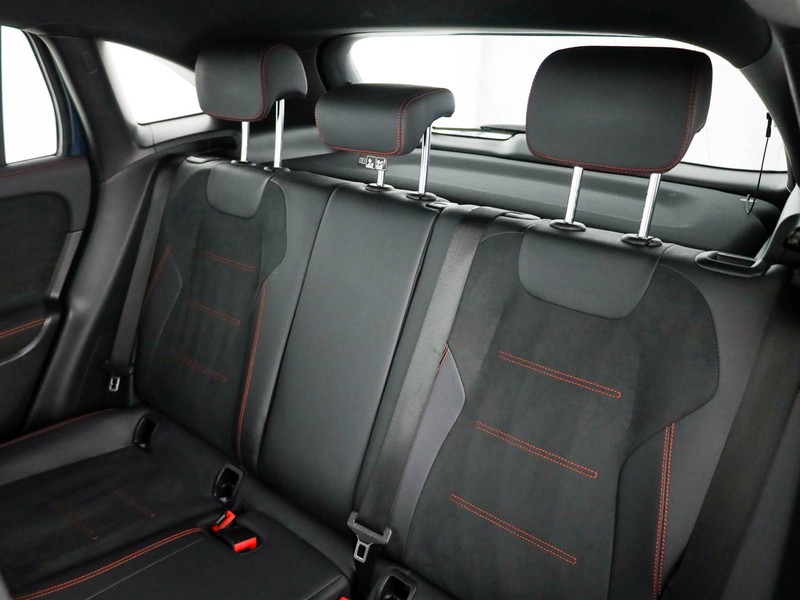 Mercedes GLA 200 d premium 4matic auto diesel blu/azzurro