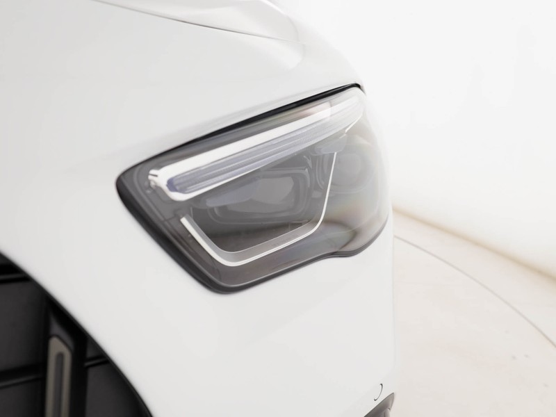 AMG GLA amg 35 amg line premium plus 4matic auto ibrido bianco
