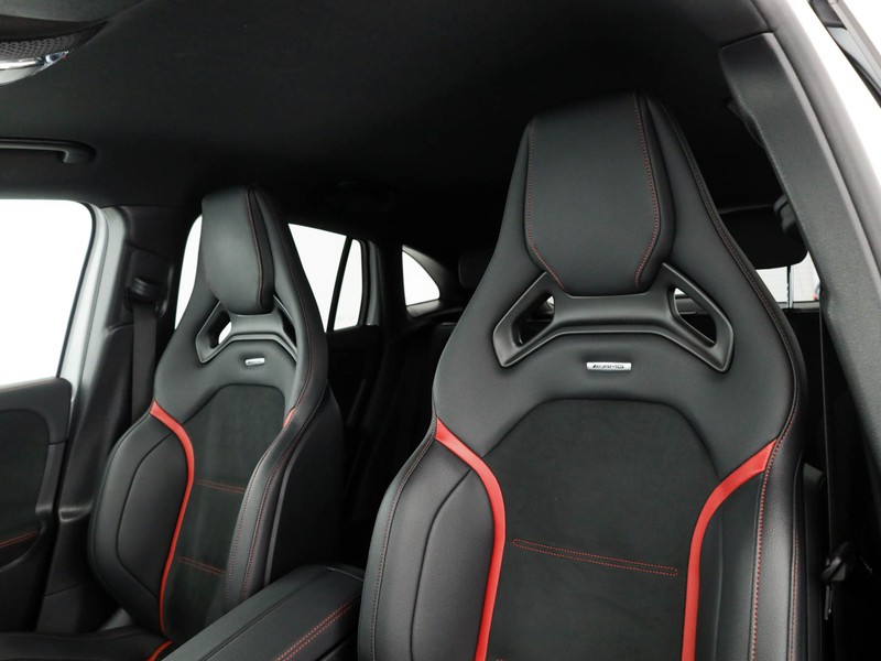 AMG GLA amg 35 amg line premium plus 4matic auto ibrido bianco