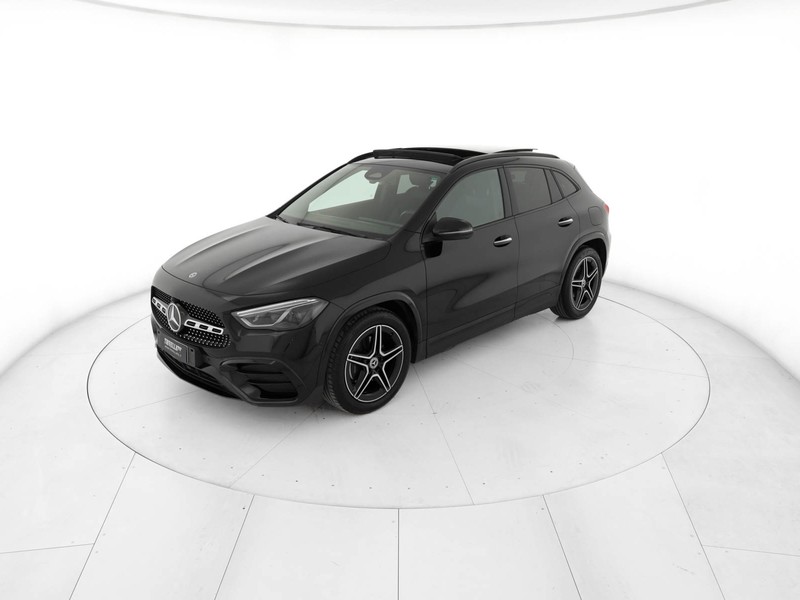 Mercedes GLA - foto 2