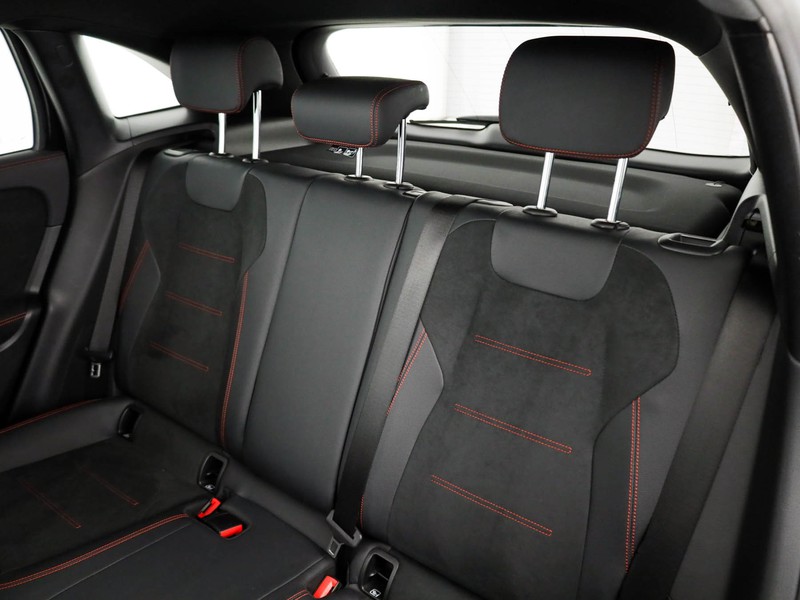 Mercedes GLA 200 d amg line advanced plus auto diesel nero