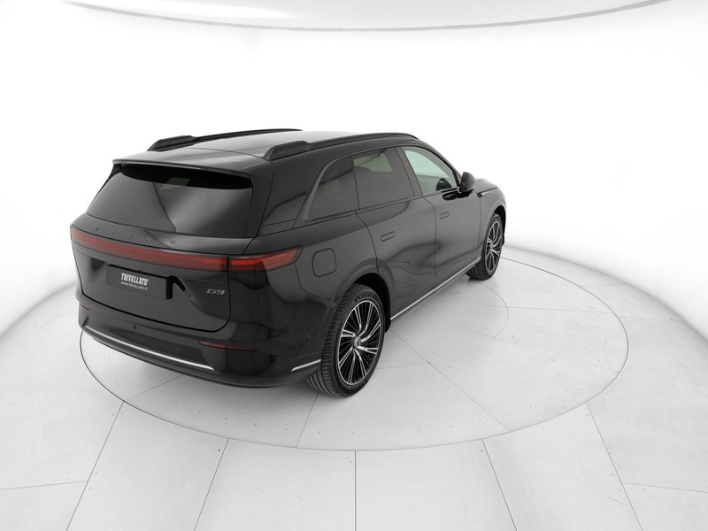 XPENG G9 94,6 kwh long range rwd elettrica nero