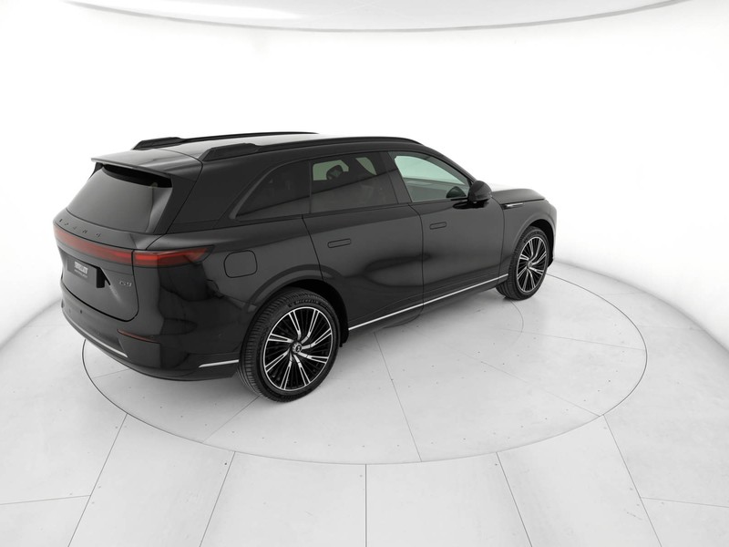 XPENG G9 94,6 kwh long range rwd elettrica nero