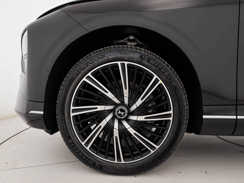 XPENG G9 94,6 kwh long range rwd elettrica nero
